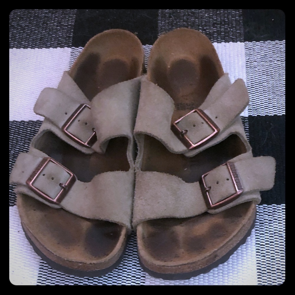 Birkenstock Arizona’s size 39
